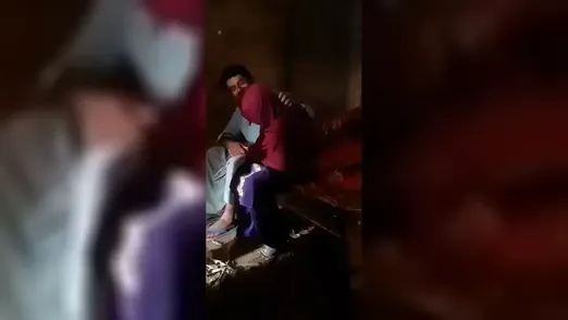 Hot Pakistani Begam getting hard fucked on bed in MMS sex video